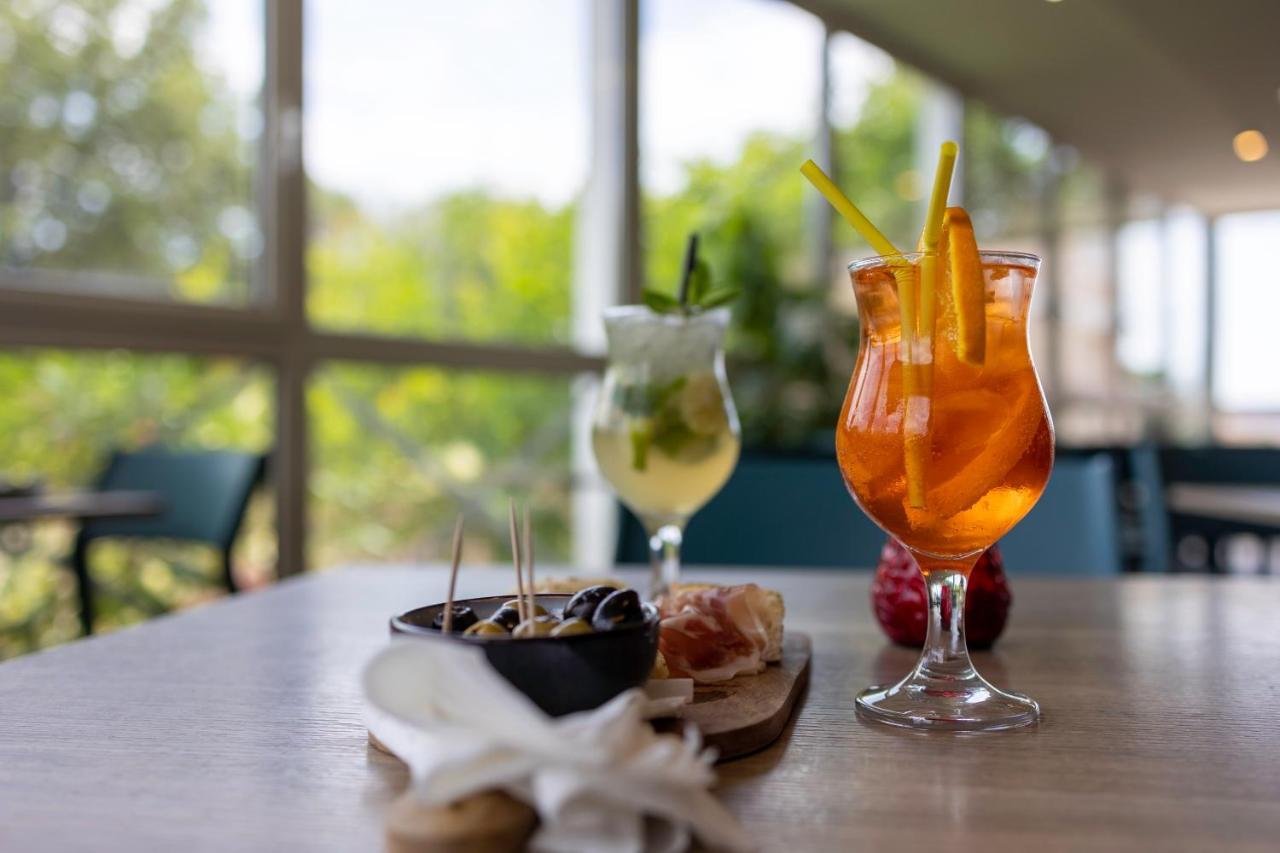 Restaurant Kyriad Hotel Fréjus