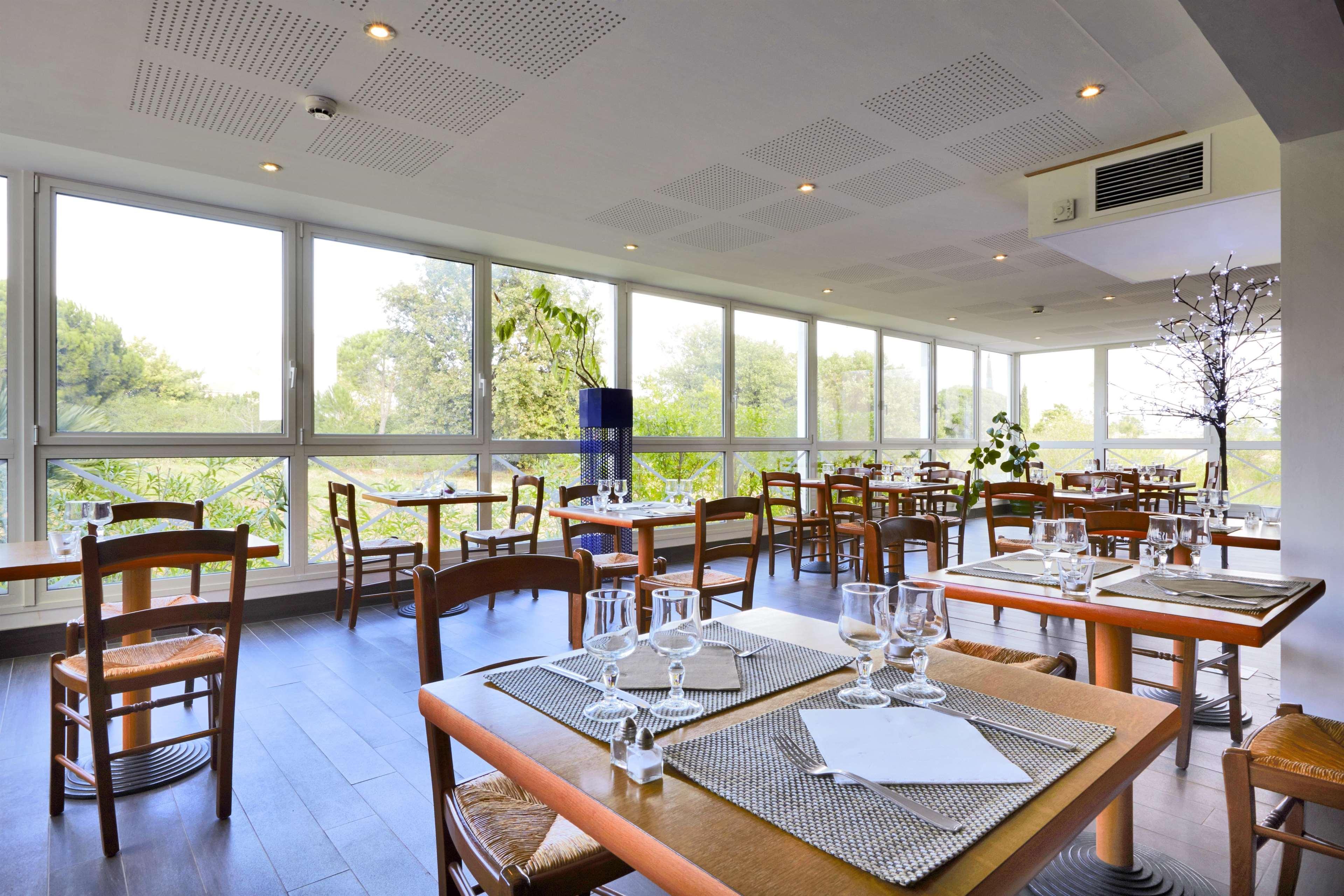 Restaurant Kyriad Hotel Fréjus