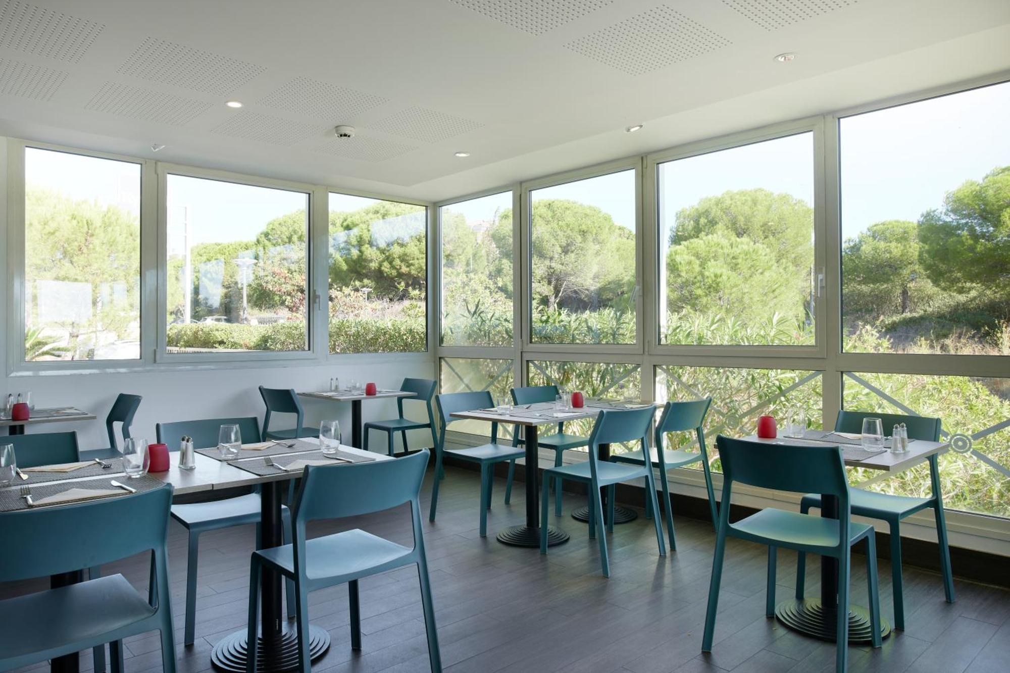Restaurant Kyriad Hotel Fréjus