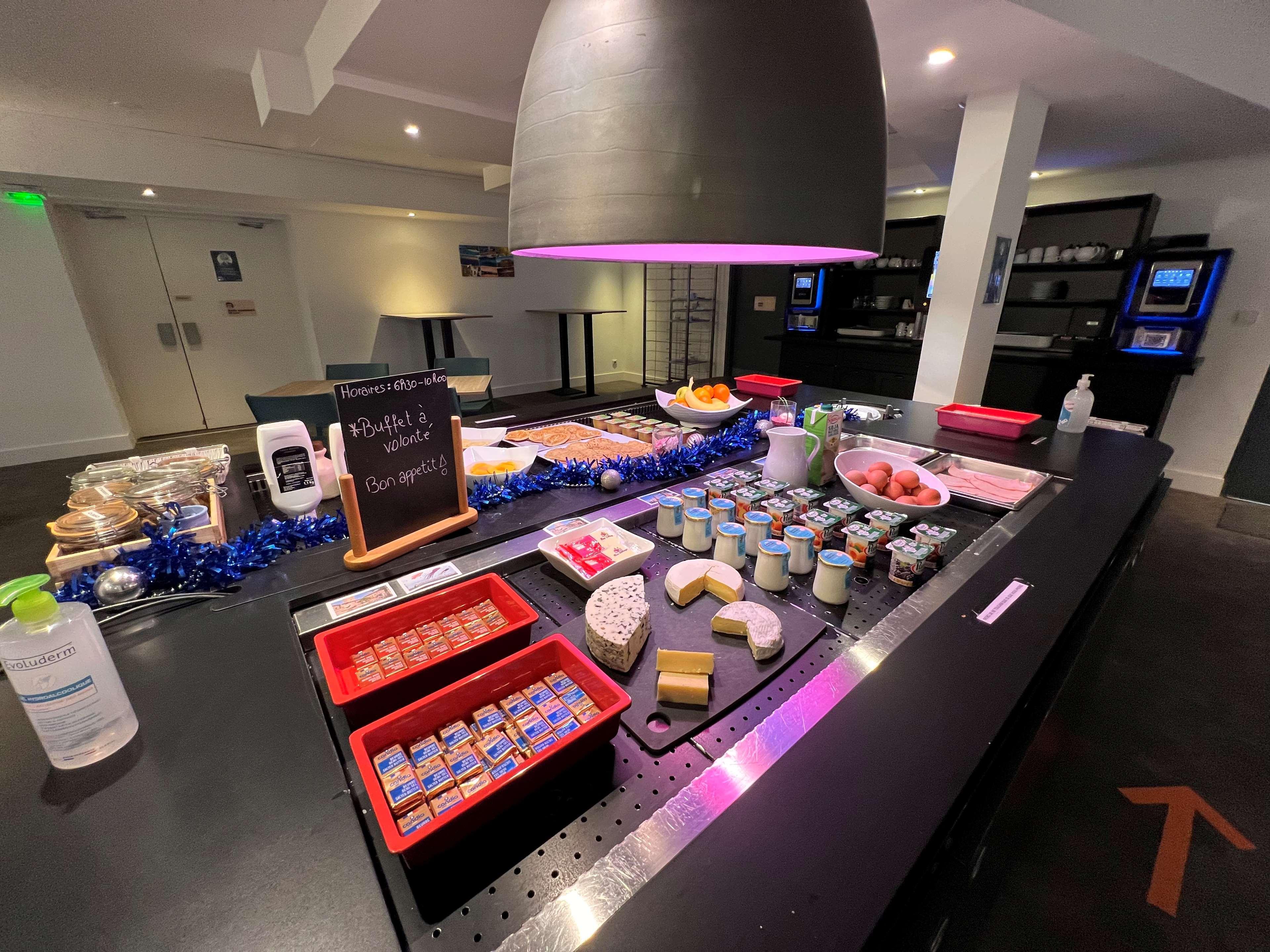 Hotel Restaurant Kyriad Frejus